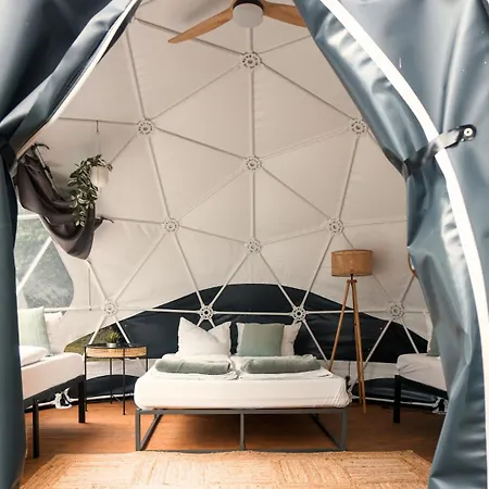 Friesland Glamping Camp Κάμπινγκ Schortens