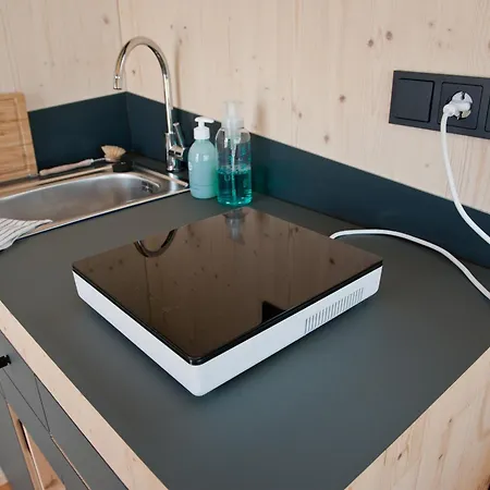 Friesland Glamping Camp Κάμπινγκ *