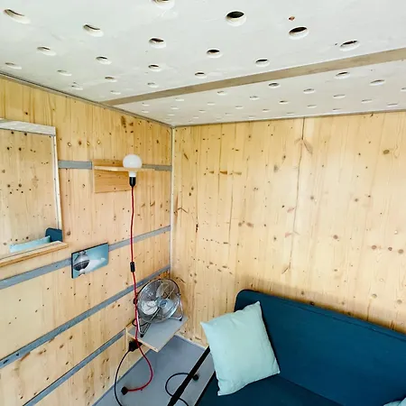 Friesland Glamping Camp * Schortens