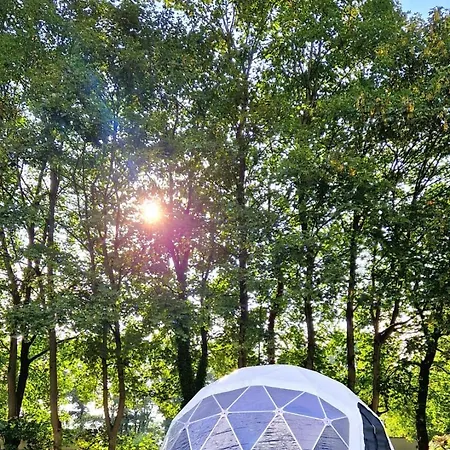 Friesland Glamping Camp Κάμπινγκ *